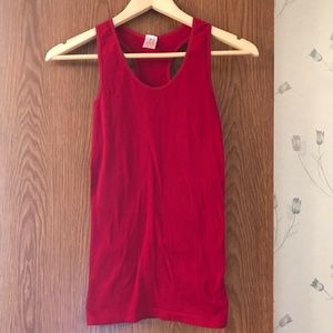 Tanco crimson ribbed tank top
